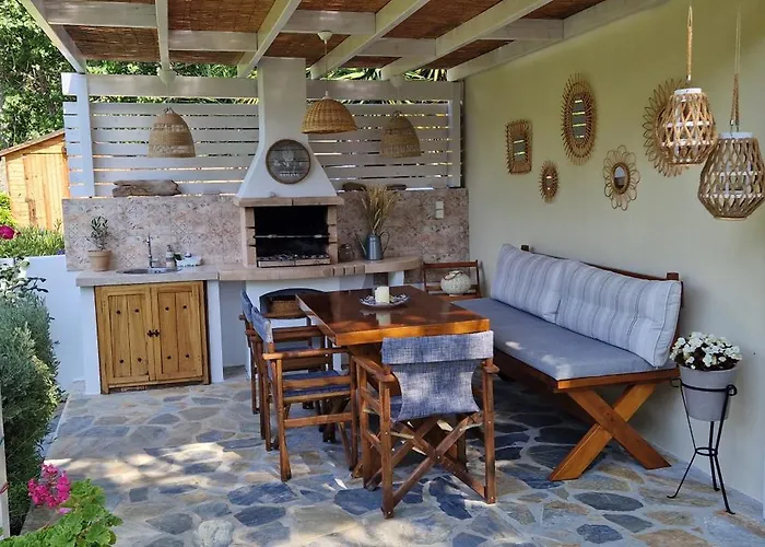 Vague Summer House *