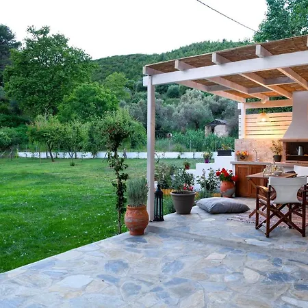 Vague Summer House בית נופש *