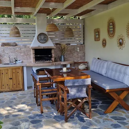 Vague Summer House *