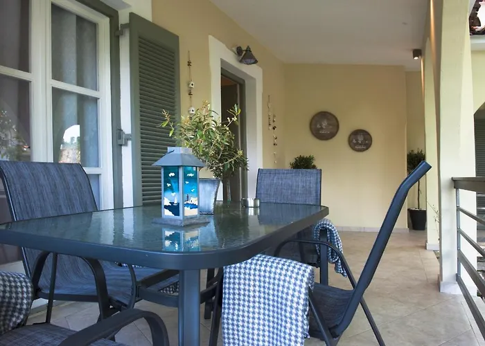 Vague Summer House *